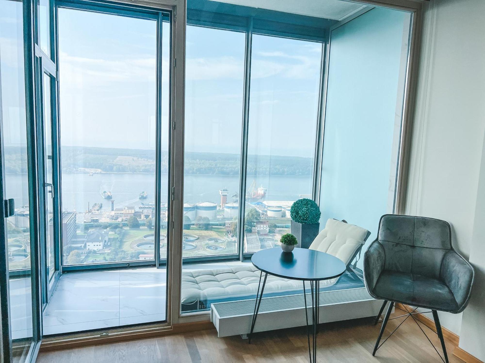 Up 34 Floor Apartments Klaipėda Eksteriør billede