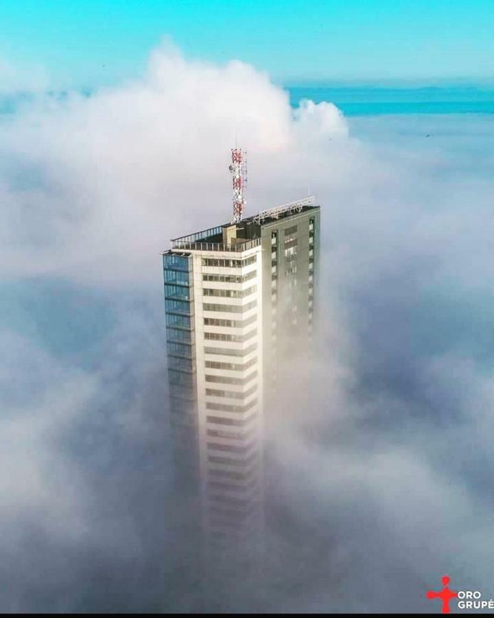 Up 34 Floor Apartments Klaipėda Eksteriør billede